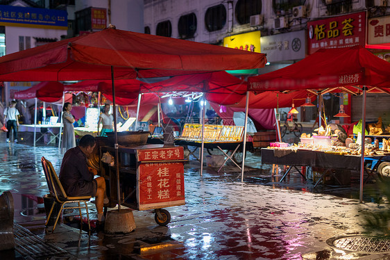 夜市摆摊经济图片