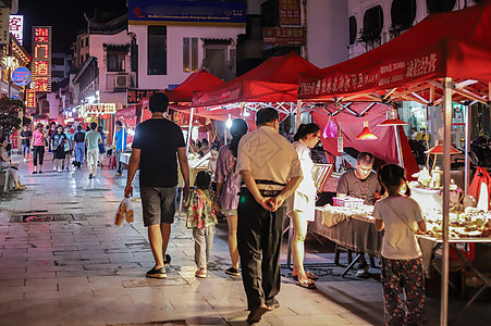 地摊经济夜市图片