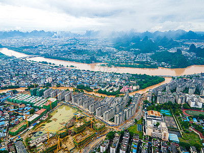 夏季南方暴雨洪涝灾害桂林漓江洪峰图片