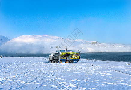 雪天开车俄罗斯雪地卡车背景
