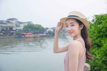 少女夏日清纯美女古镇旅游背景