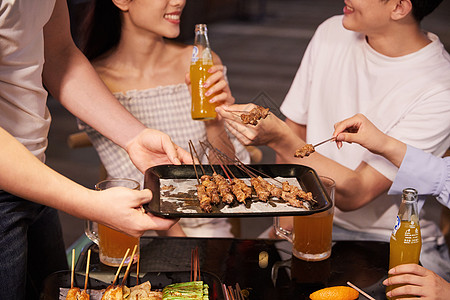 情侣吃饭朋友聚会吃宵夜背景