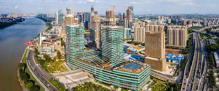 全景航拍广州珠江琶洲广州日报城市建筑图片