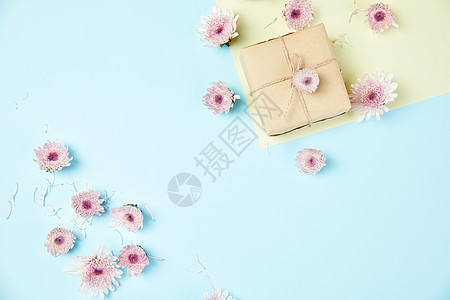 文艺清新色彩小雏菊礼物盒背景