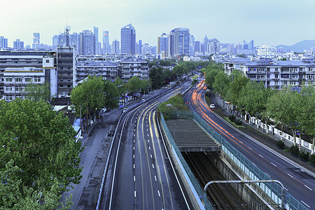 南京城墙中华门俯瞰城市夜景高清图片