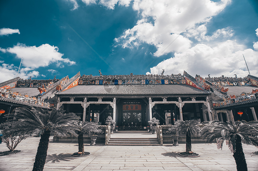 岭南建筑代表广州陈家祠大门