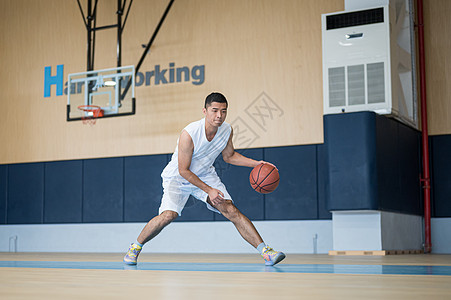 迪亚斯社媒：这是个充满情绪的夜晚，祝阿什拉夫早日重返球场