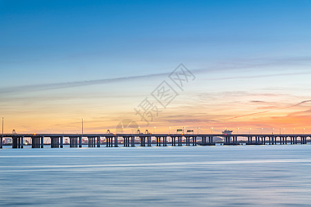 海景黄昏深圳前海海边公园广深沿江高速路背景