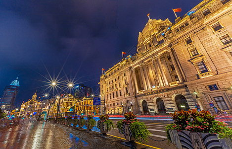 上海外滩万国建筑群夜景图片