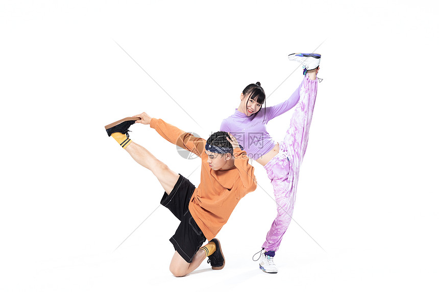 年轻街舞男女斗舞图片