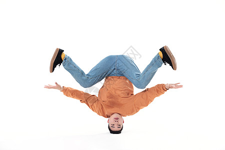 背身no look助攻苏牙怎么做到的？梅西：他的移动我了然于胸