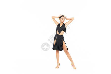 跳拉丁舞的女性舞蹈老师图片