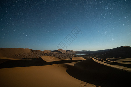 沙漠星空闪亮的星空高清图片