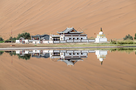 稻城白塔内蒙古巴丹吉林沙漠庙海子景点背景