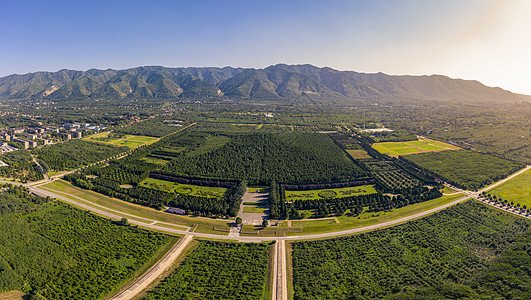 秦始皇陵墓秦始皇陵全景背景