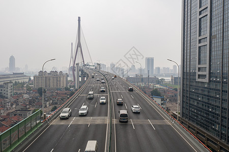 上海高架桥阴天车流图片