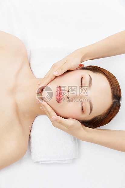 女性spa脸部按摩图片