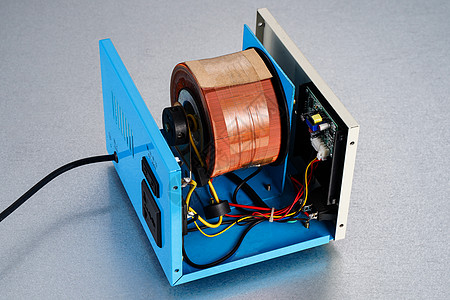 家用电线家用稳压器内部碳刷背景