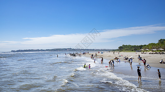 北戴河海滨景区拥挤高清图片