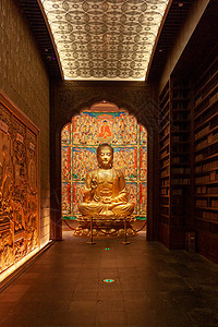 南京大报恩寺里的佛像图片