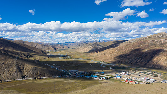 航拍山西藏昌都自然风光及小镇背景