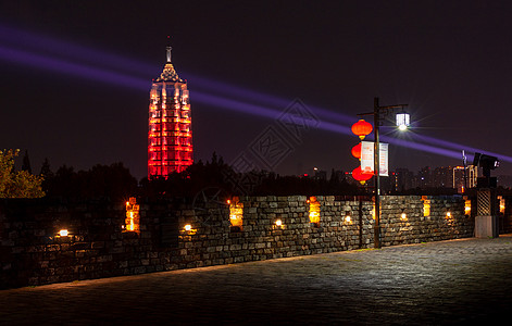 南京大报恩塔夜景图片