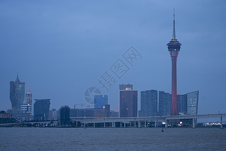 珠海夜景傍晚的澳门和澳门塔背景