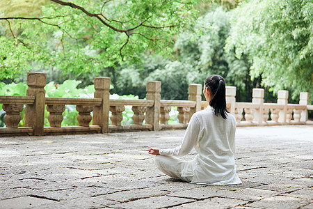 坐背影瑜伽女性背影背景