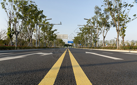 户外无人的道路高清图片