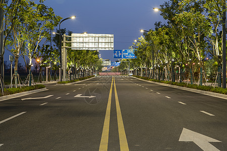 户外无人的道路背景图片