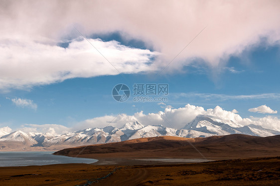 喜马拉雅纳木那尼峰图片