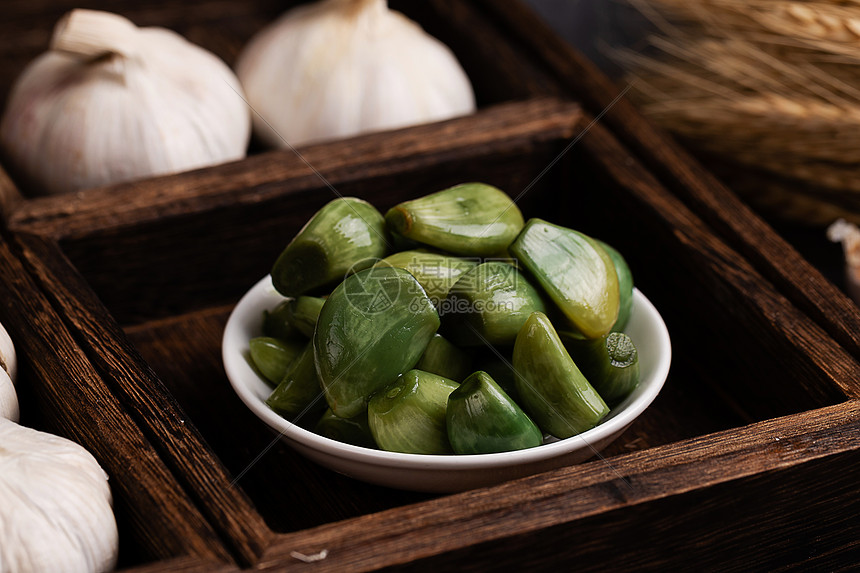 腊八节美食腊八蒜图片