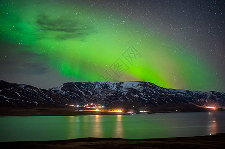 北欧冬天挪威特罗姆瑟北极光背景