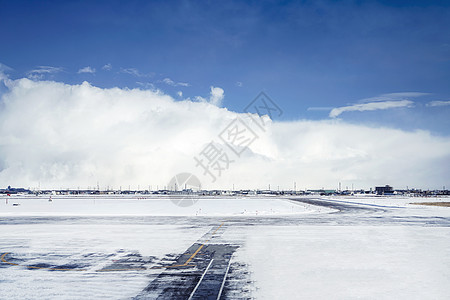 雪地路面日本北海道函馆机场雪地跑道背景