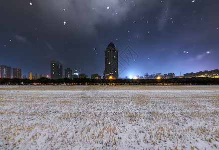 雪后城市风光图片