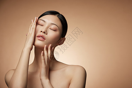 女性美妆面部展示皮肤护理图片