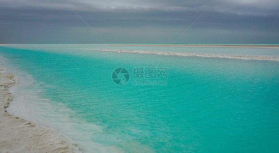 青海东台吉乃尔湖中国马尔代夫图片