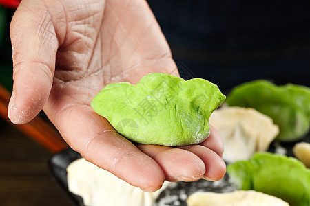 菠菜饺子图片