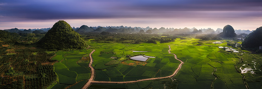 喀斯特地貌桂林田园日落背景