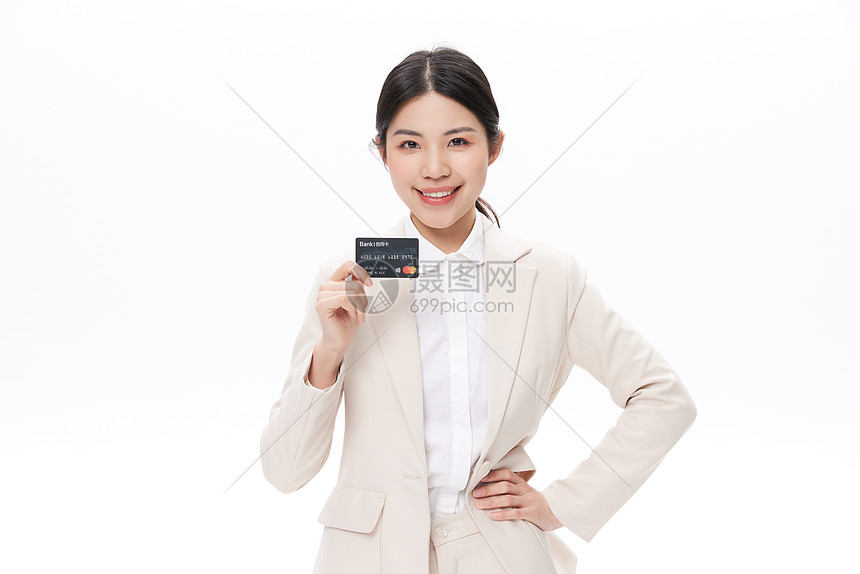 商务女性拿银行卡投资理财图片