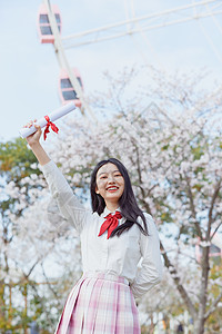 美女大学生毕业逛游乐园高清图片