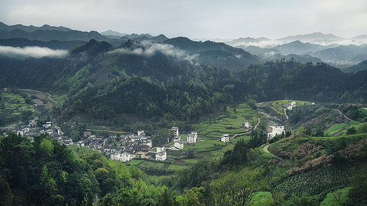 安徽黄山歙县徽州山村清晨云雾缭绕背景