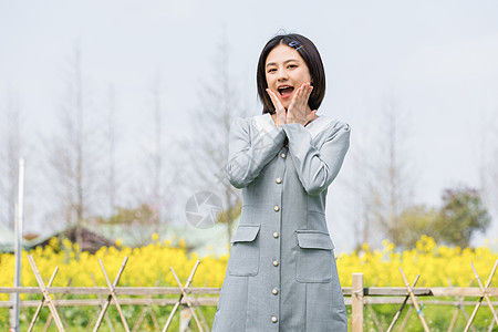 活泼可爱的女孩青春活泼可爱女性背景