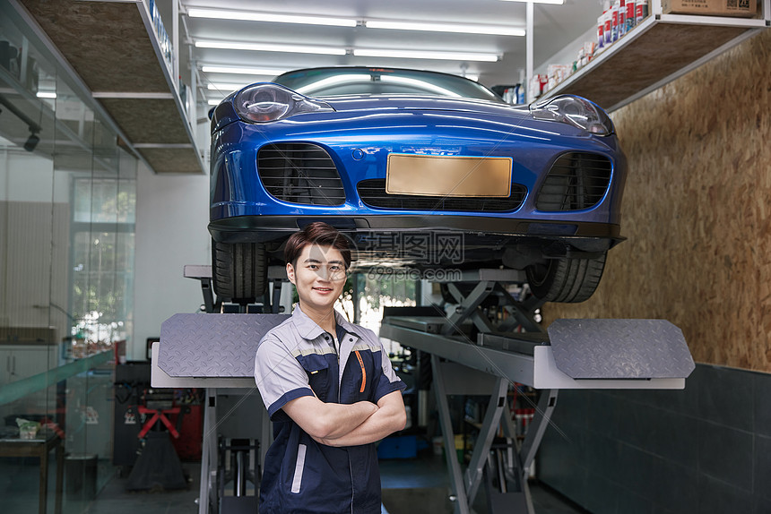 汽车修理工人服务形象