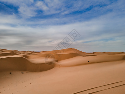 宁夏银川腾格里沙漠航拍图片