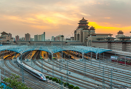 北京西站的日落图片