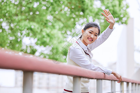 户外穿校服的女学生背景