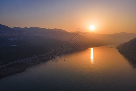长江三峡重镇巴东三峡巫峡日出航拍图片