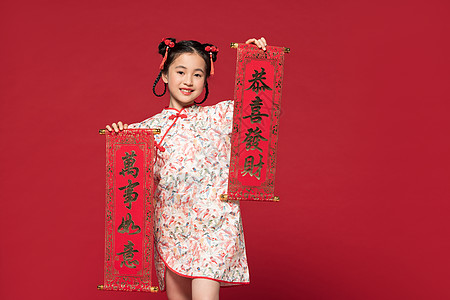 红色背景中国风旗袍儿童高清图片