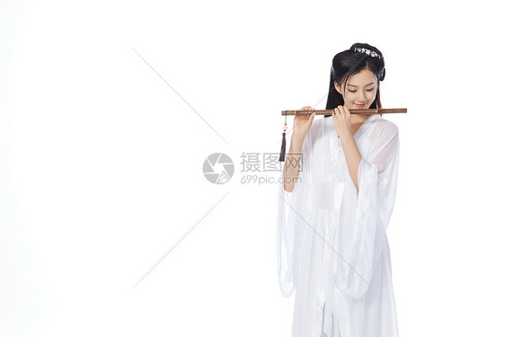中国风古装美女吹笛子图片